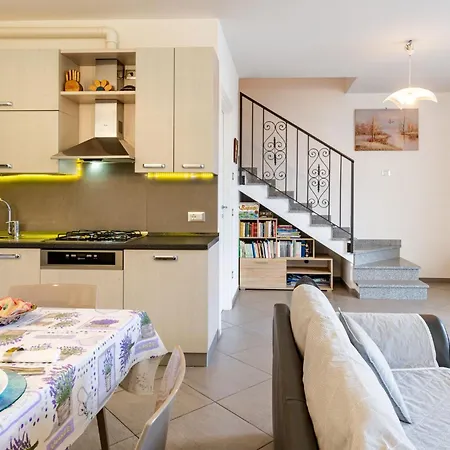 Hébergement de vacances Carmen By Interhome Brissago-Valtravaglia