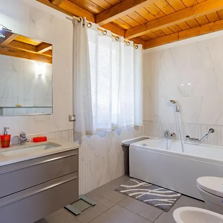 Carmen By Interhome Hébergement de vacances Brissago-Valtravaglia